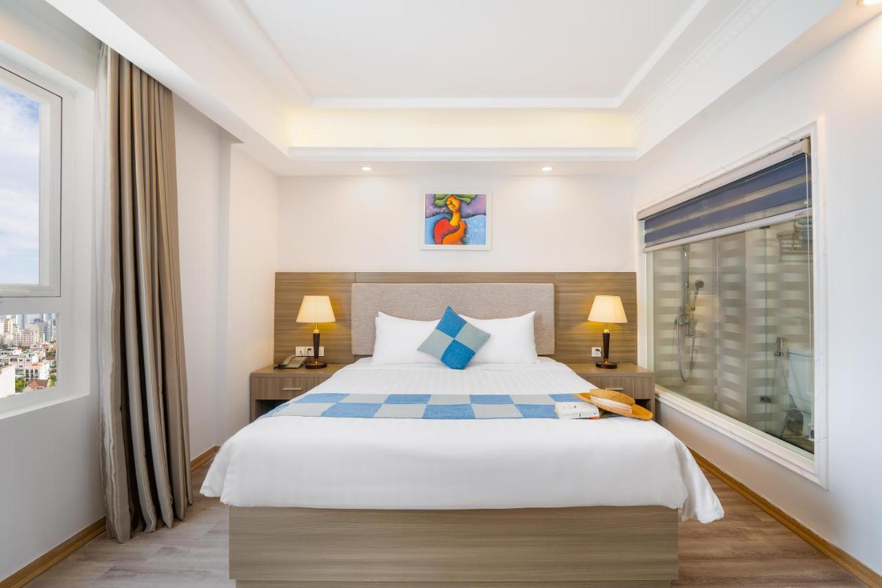 דה נאנג Royal Beach Hotel מראה חיצוני תמונה