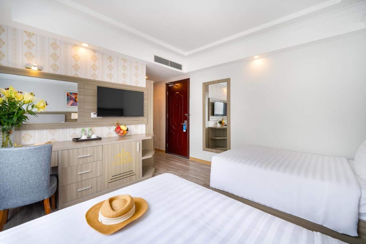 דה נאנג Royal Beach Hotel מראה חיצוני תמונה