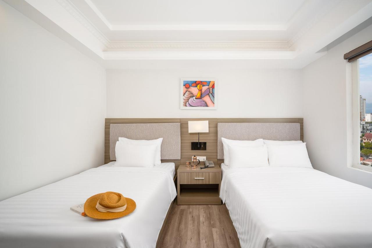 דה נאנג Royal Beach Hotel מראה חיצוני תמונה